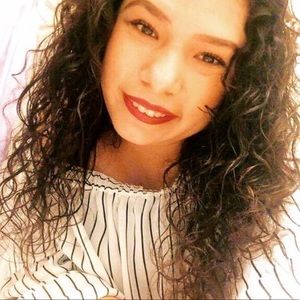 Meet your Posher, Marissa